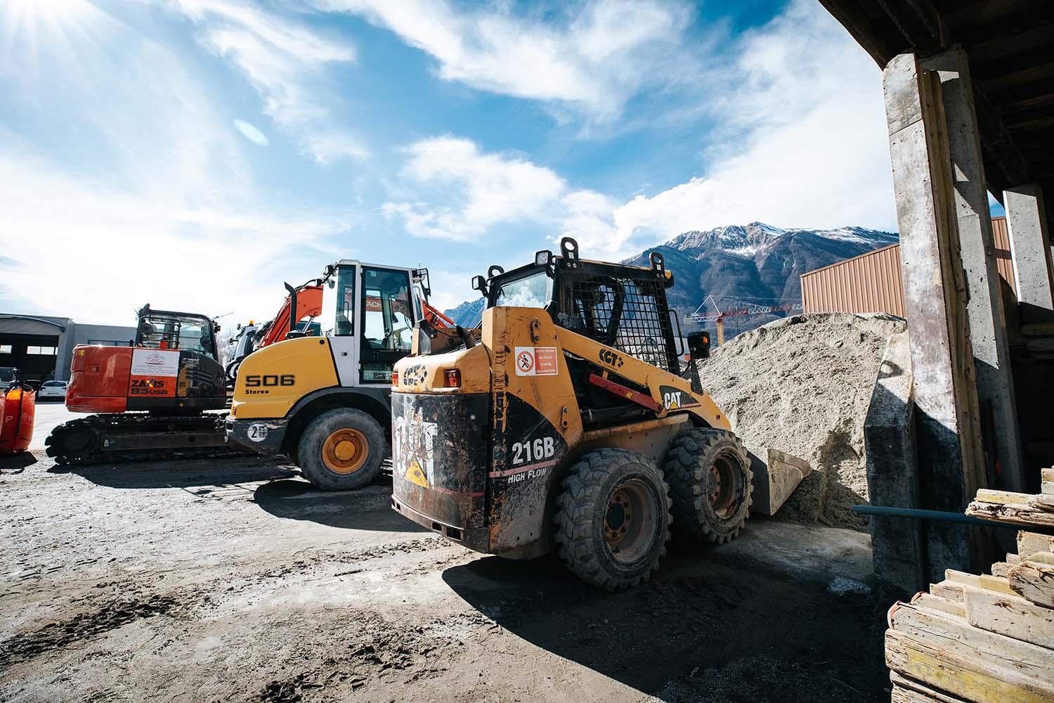 photo d'engin de chantier de l'entreprise MGS SELLER à proximité d'Albertville