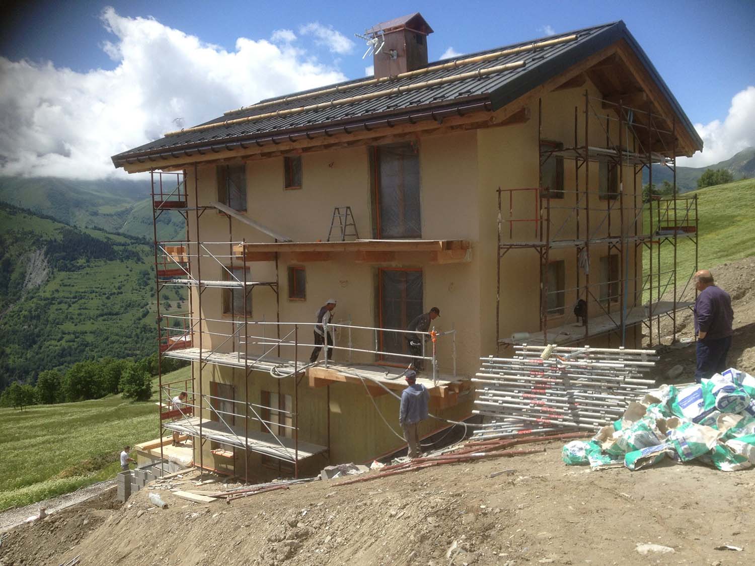 photo d'une façade extérieure d'une maison réalisé par MGS SELLER