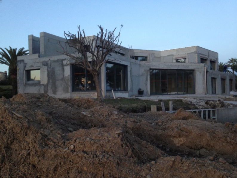 Photo d'un chantier de gros oeuvre pour la construction d'une maison